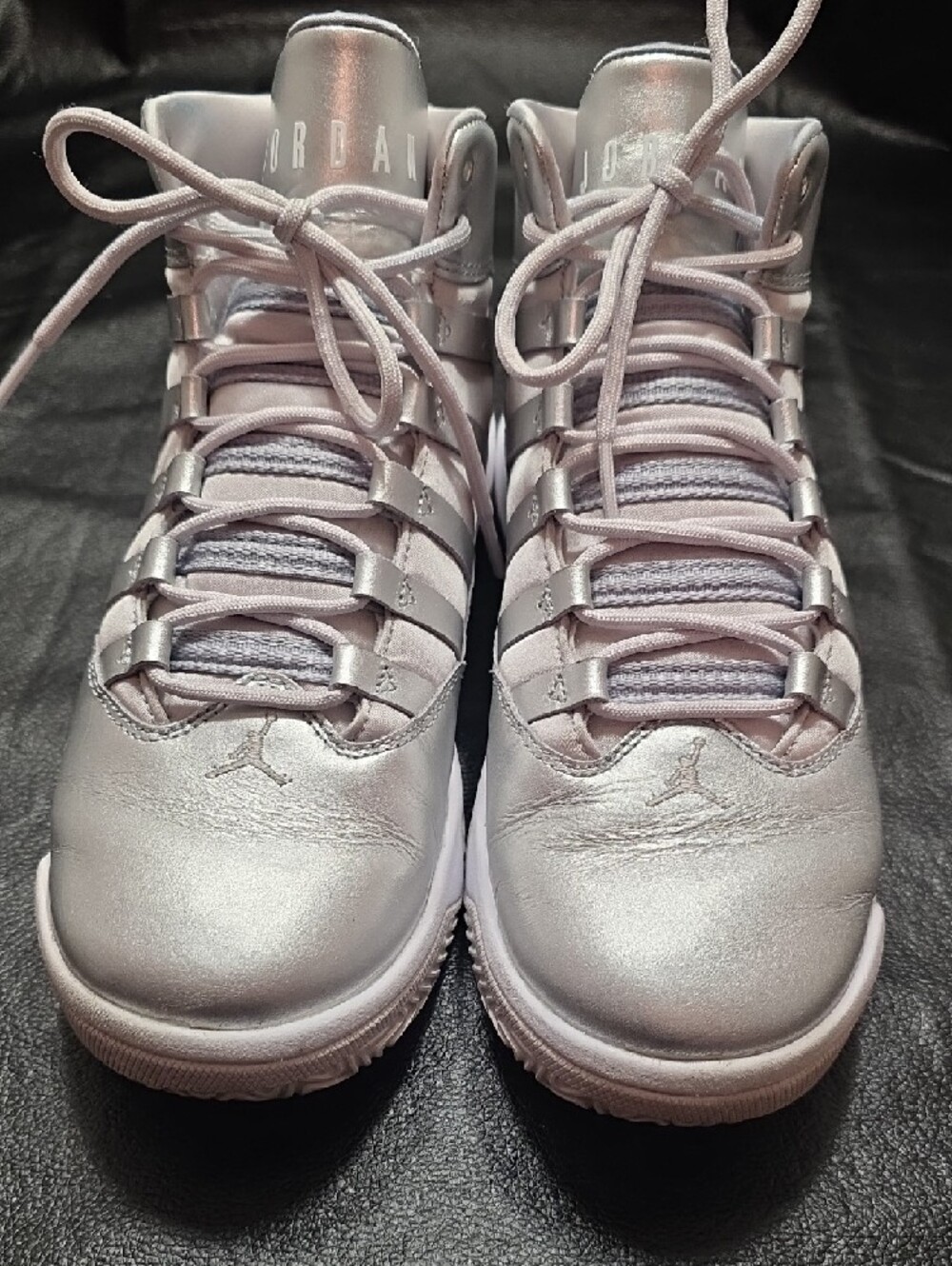 Jordan Max Aura Silver High-Top Basketball Sneakers - Picture 4 of 9